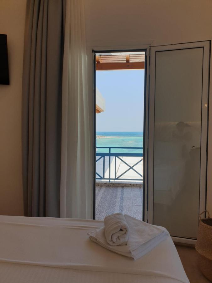 Hotel Alexandra Скала Экстерьер фото