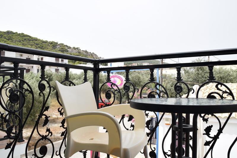 Hotel Alexandra Скала Экстерьер фото